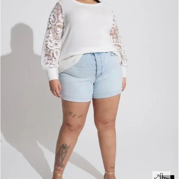 Torrid Vintage Shorts - Picture 1 of 10